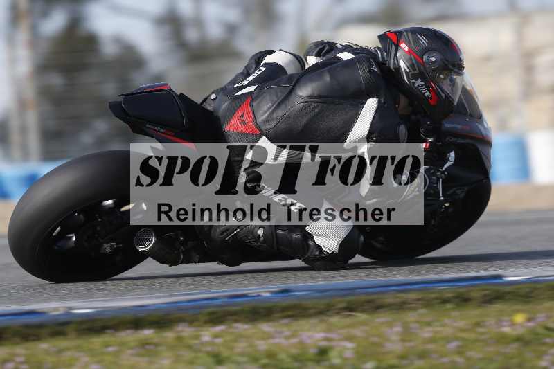 /Archiv-2024/01 26.-28.01.2024 Moto Center Thun Jerez/Gruppe rot-red/backside